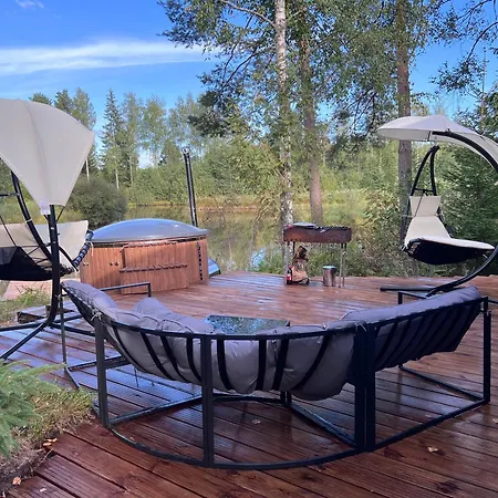 Black House In The Forest With Hot Tube And Theater For Movies Lici (Talsi)
